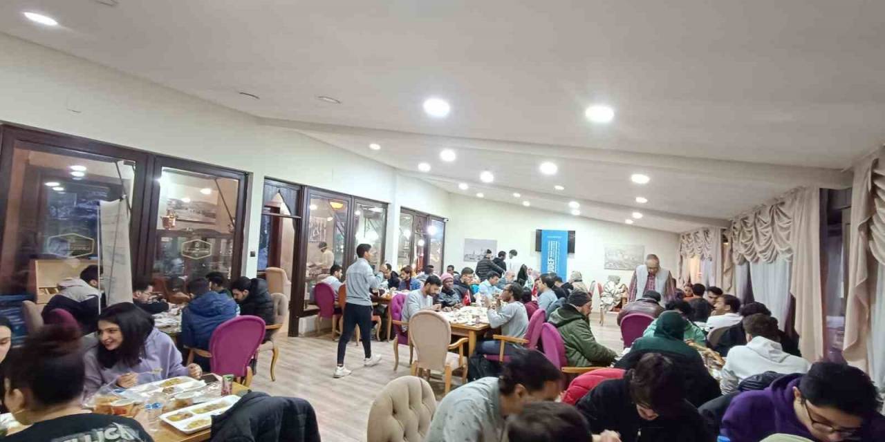 Misafir Öğrencilerin Erulder’i Var