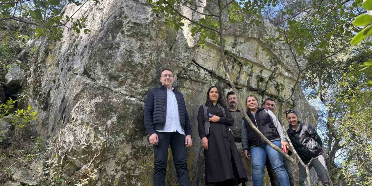 Marmaris’te Bulunan 2500 Yıllık Kaya Mezarı Turizme Kazandırılıyor