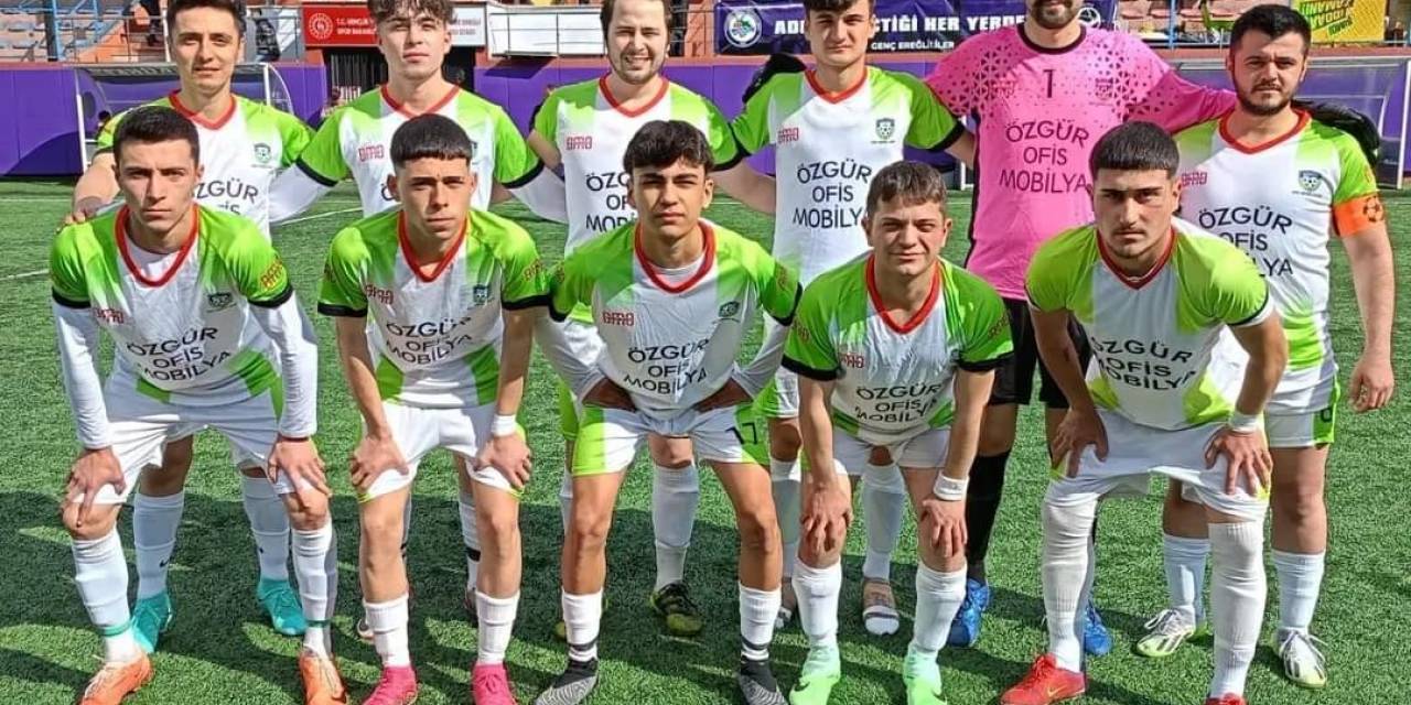 Cezalı Futbolcu Oynatan Kulüp Hükmen Yenik Sayıldı