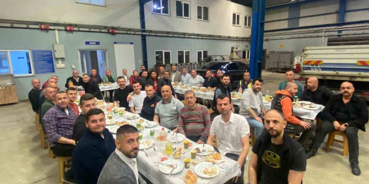 Her Gün Bir İftara Katılıyor