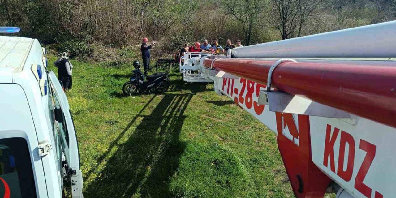 Çatıdan Düşen Adam Hastanelik Oldu