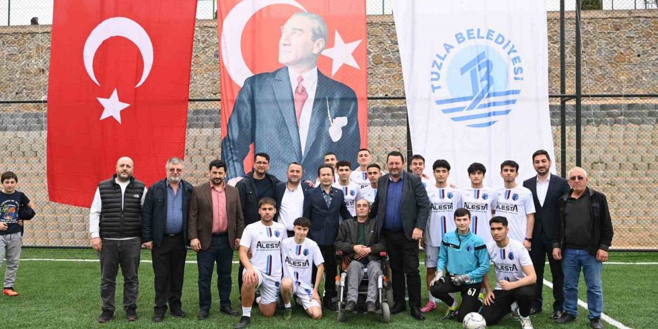 Tuzla Belediyesi, Tepeören Mahallesi’ne Halı Saha Kazandırdı