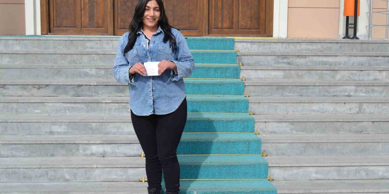 Varto’da İlk Kez Bir Kadın Muhtar Adayı Oldu