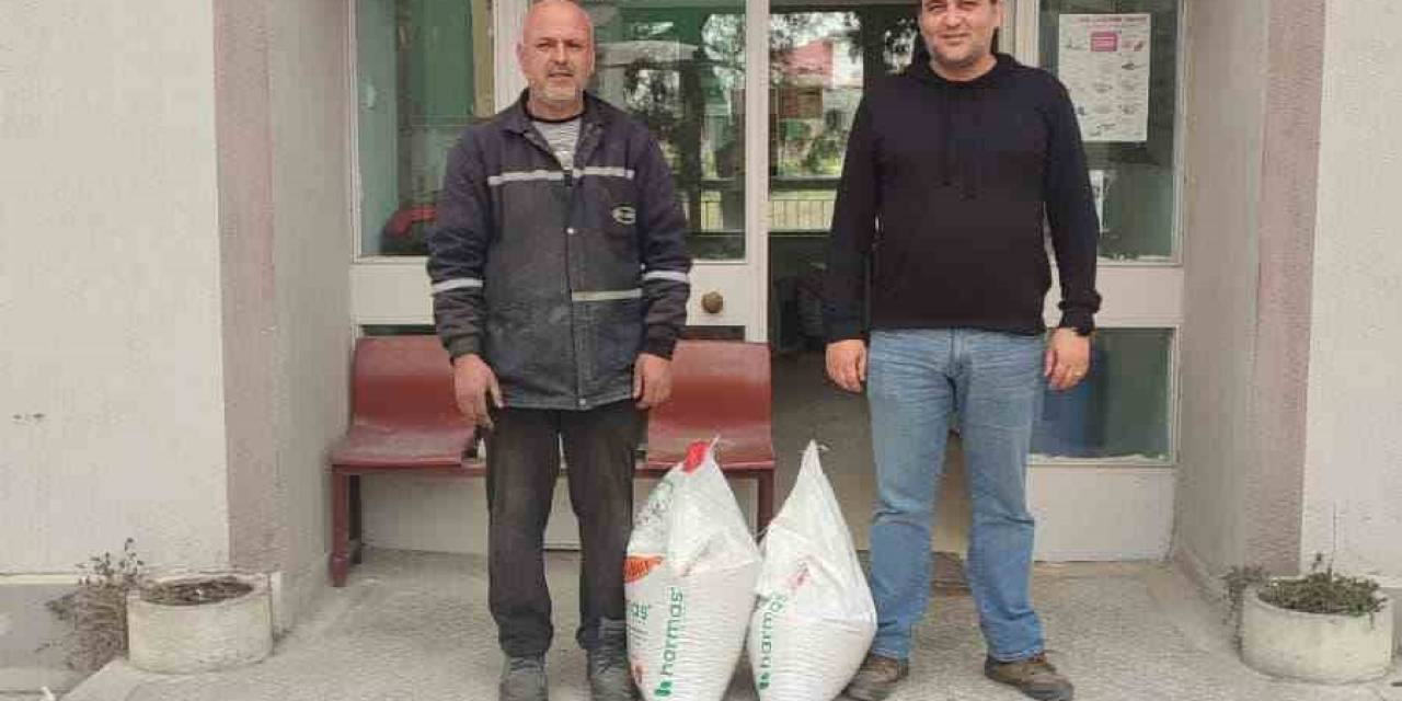 Çiftçilere Yüzde 50 Hibe Destekli Tohum Dağıtımı Yapıldı