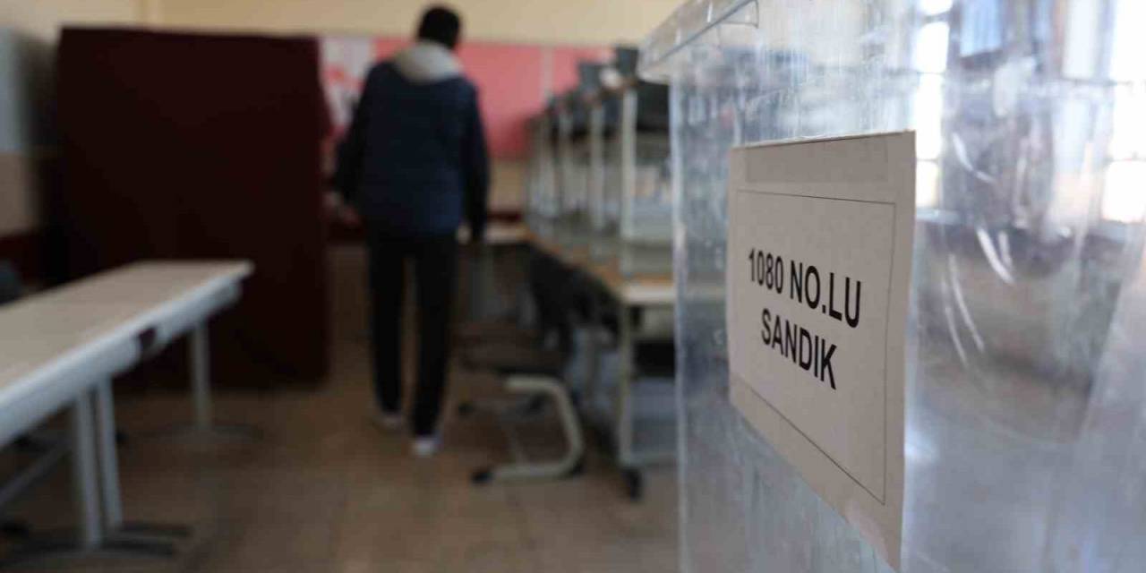 Konya’da Sandıklar Okullara Yerleştirildi