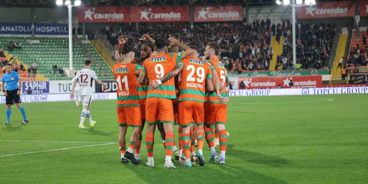 Alanyaspor-galatasaray Maçının Biletleri Satışa Çıktı