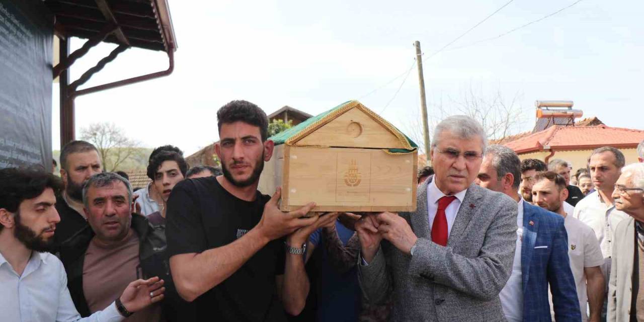 Balkondan Düşen 3 Yaşındaki Çocuğa Acı Veda