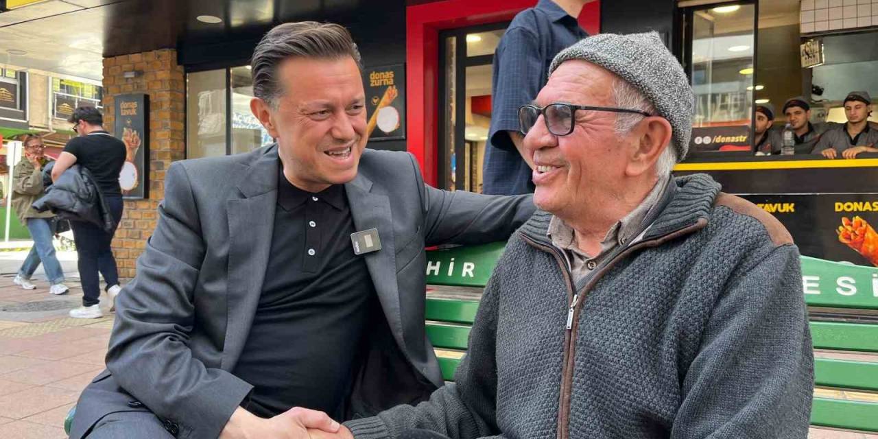 Hatipoğlu, Sosyal Medyada Linç Edilen O Amcanın Elini Öptü