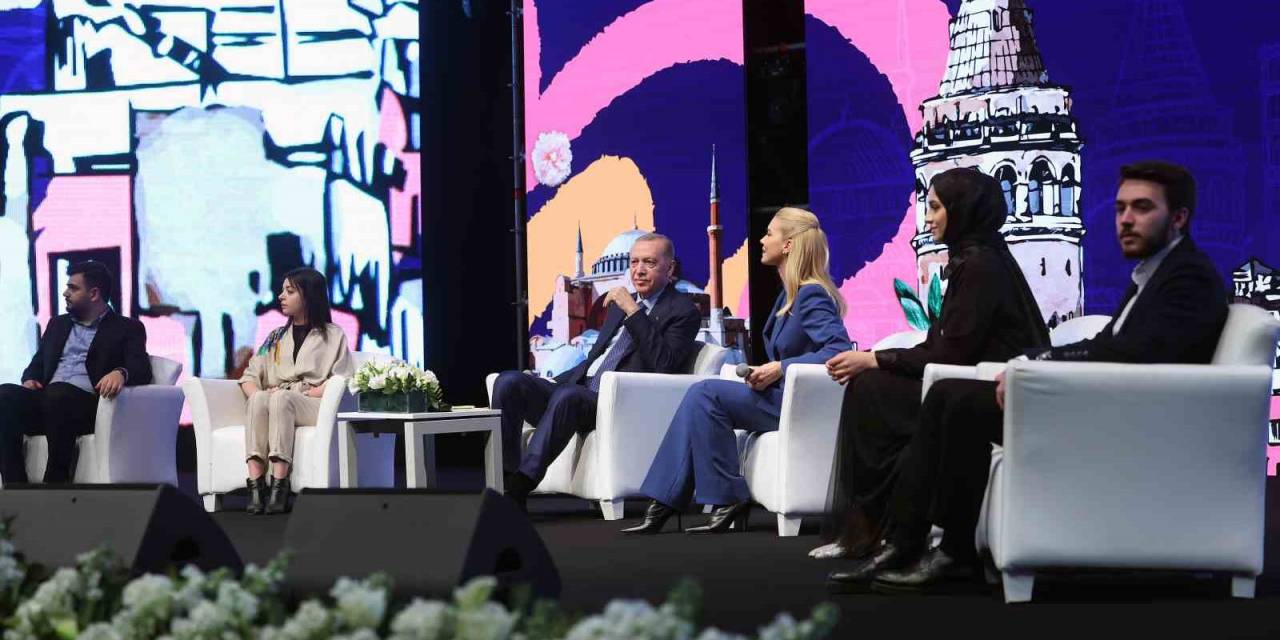 Cumhurbaşkanı Erdoğan: "Genç Kardeşlerim Bunları Bir Daha Dönmemek Üzere Sandığa Gömerse, Bay Bay Kemal Tekrar Dönmek İstiyor, Belki Onun Yolu Da Açılır"