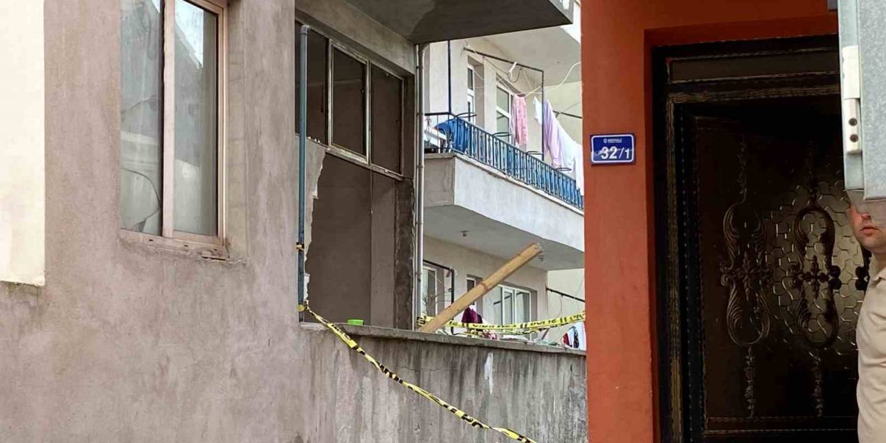 Üzerine Duvar Yıkılan Çocuk Hayatını Kaybetti