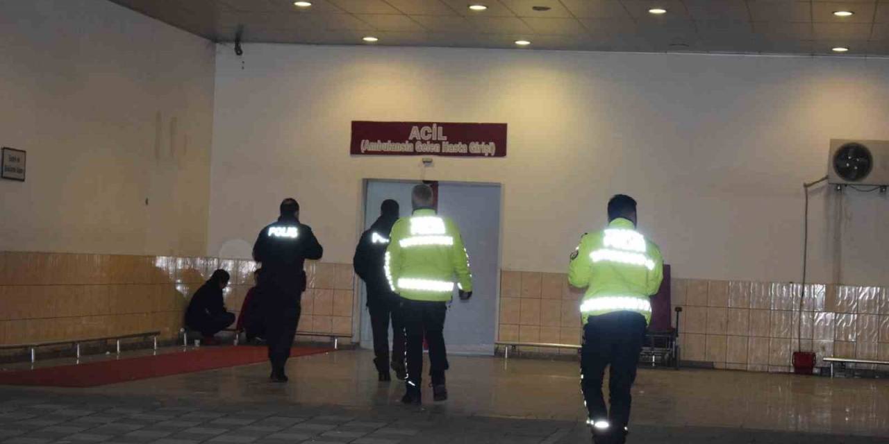 Otomobil İle Motosiklet Çarpıştı: 1 Ağır Yaralı