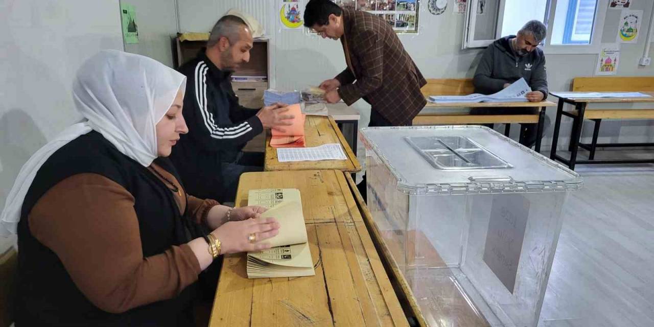 Pusulalar Kontrol Edildi, Listeler Asıldı