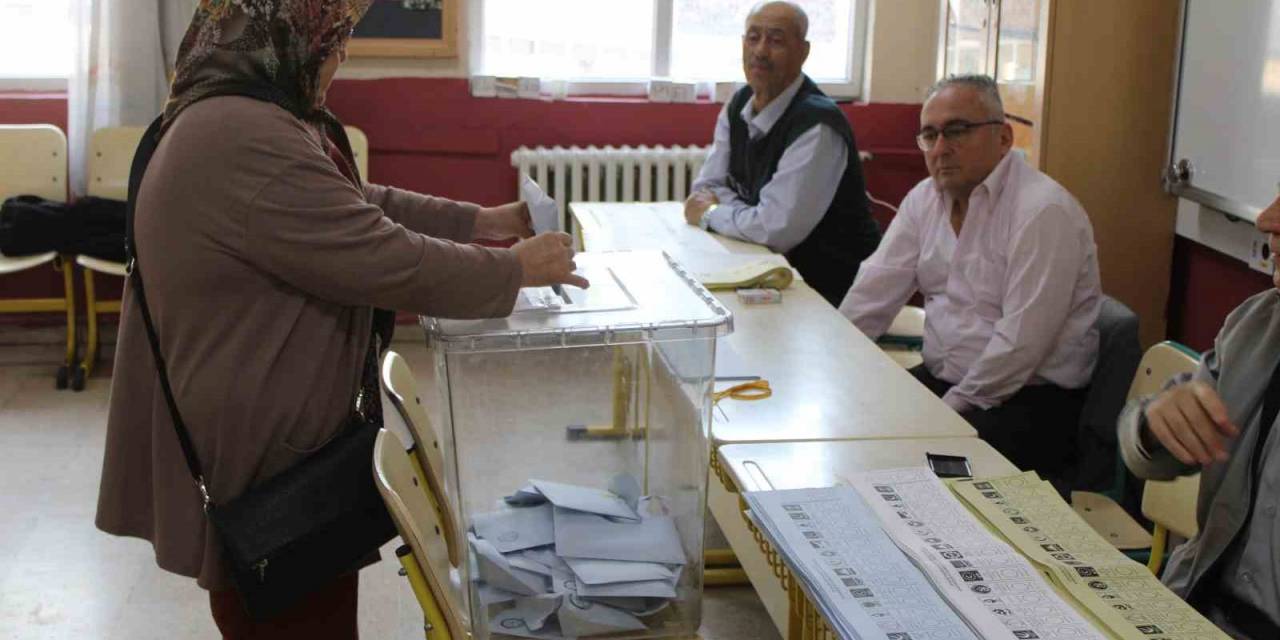 Aydın’da Oy Kullanma İşlemi Başladı