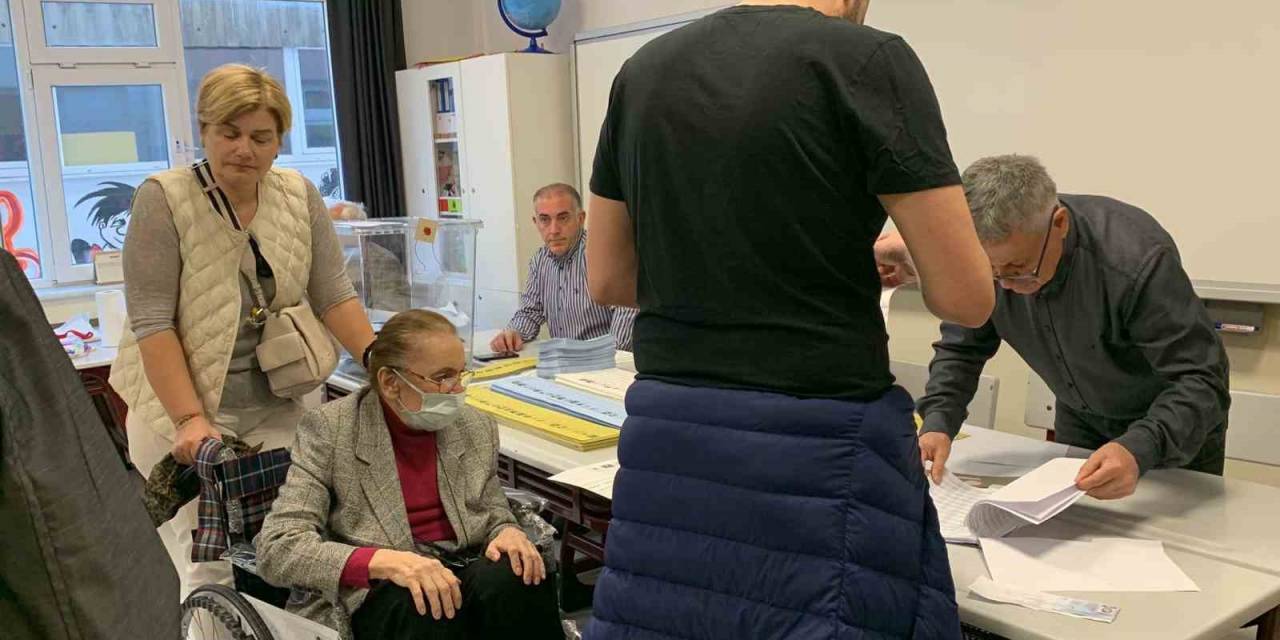 Engelli Vatandaşlar Tekerlekli Sandalyeyle Oyunu Kullandı