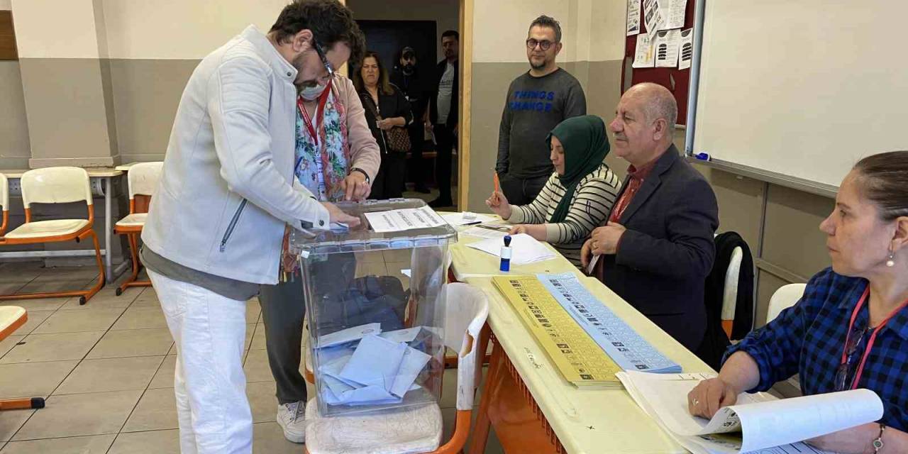 Oyuncu İlker Aksum Oyunu Kullandı