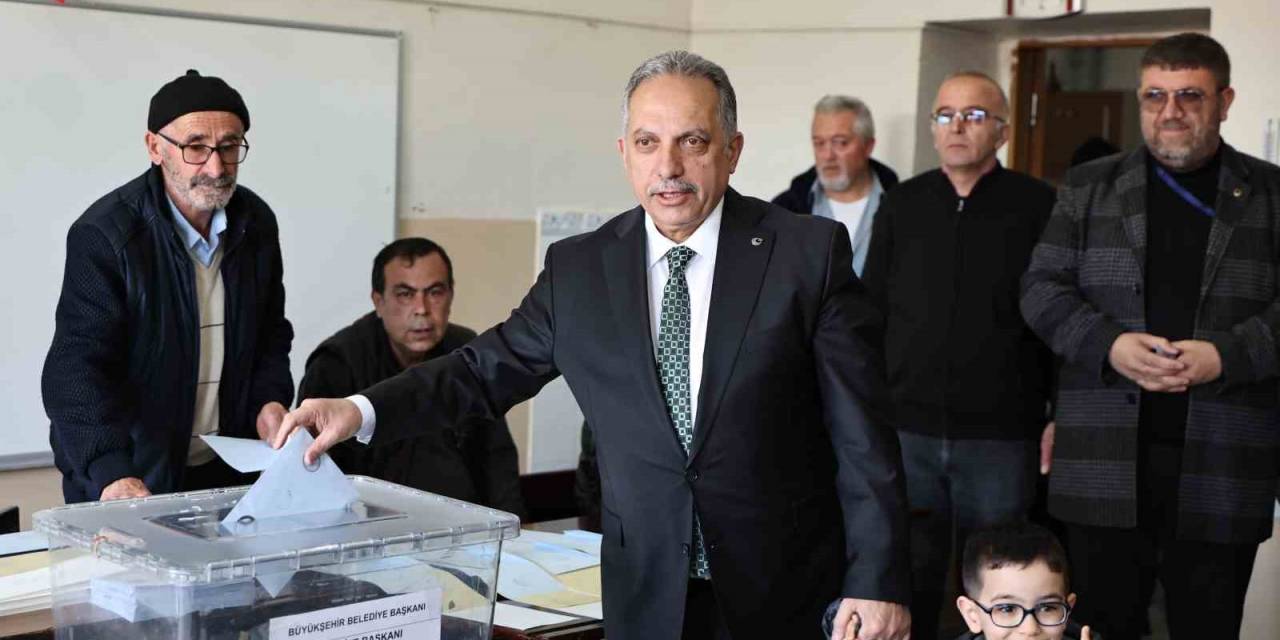 Başkan Yalçın Oyunu Kullandı