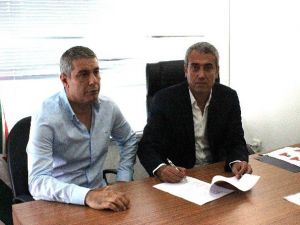 Kaf-kaf Kemal Özdeş’e Emanet