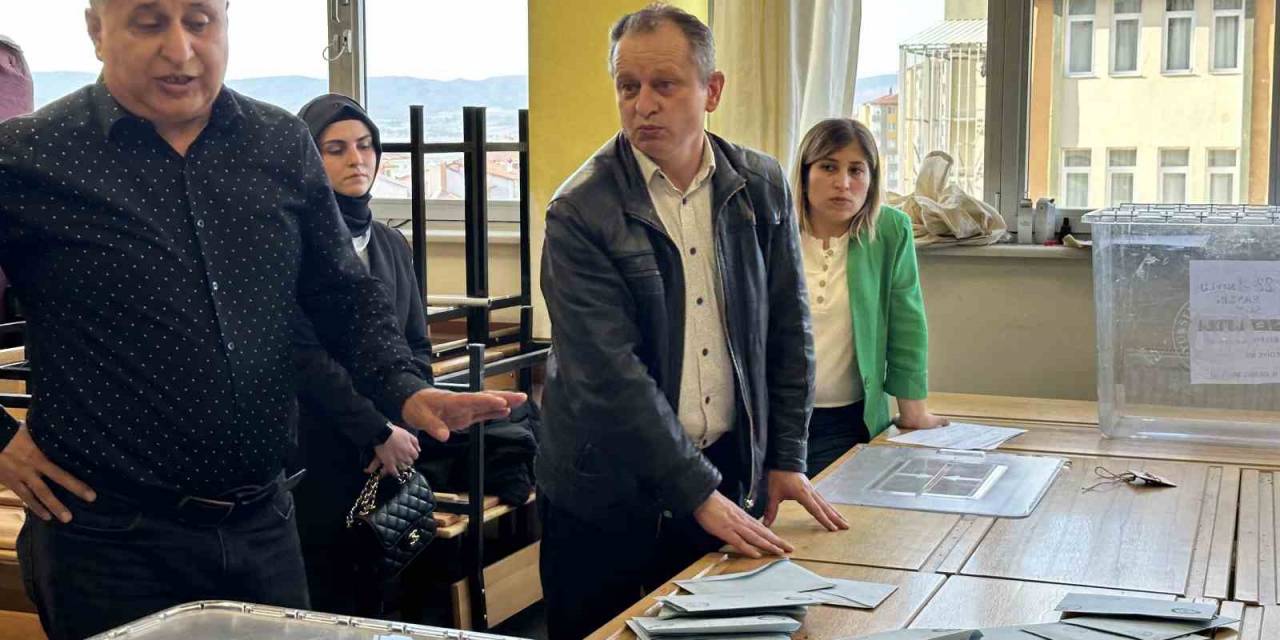 Kastamonu’da Oy Sayma İşlemi Başladı