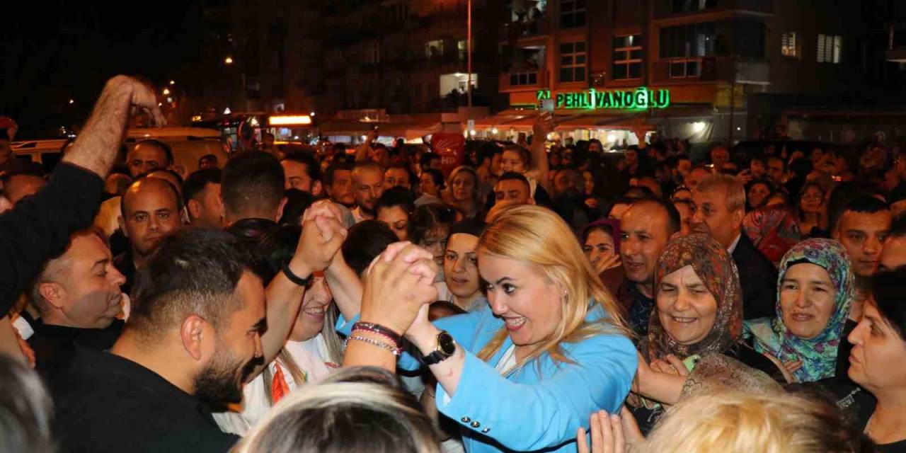 Chp’li Doğan Ve Ertemur Seçim Sonuçlarını Kutlamaya Başladı