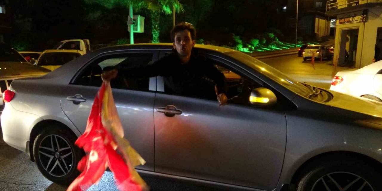 Zonguldak’ta Chp’li Tahsin Erdem’den Seçim Kutlaması