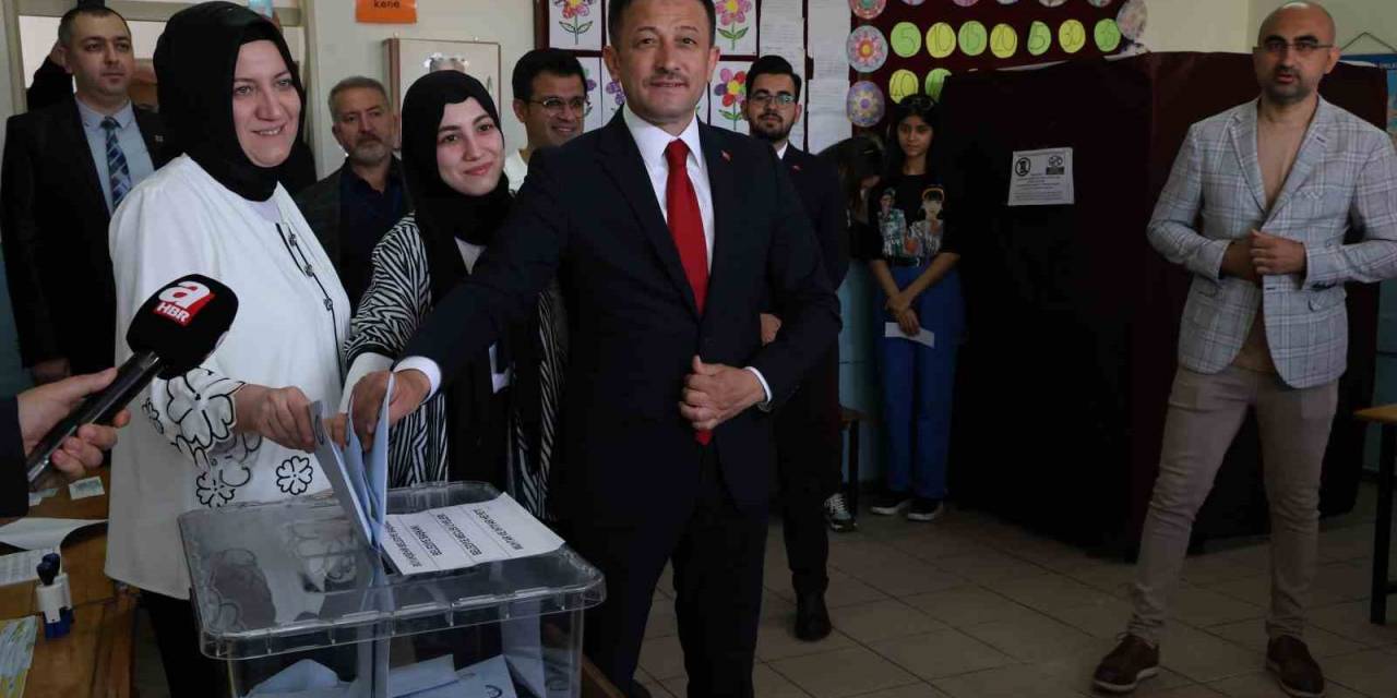 Hamza Dağ’dan Chp Ve Tugay’a Tebrik Mesajı