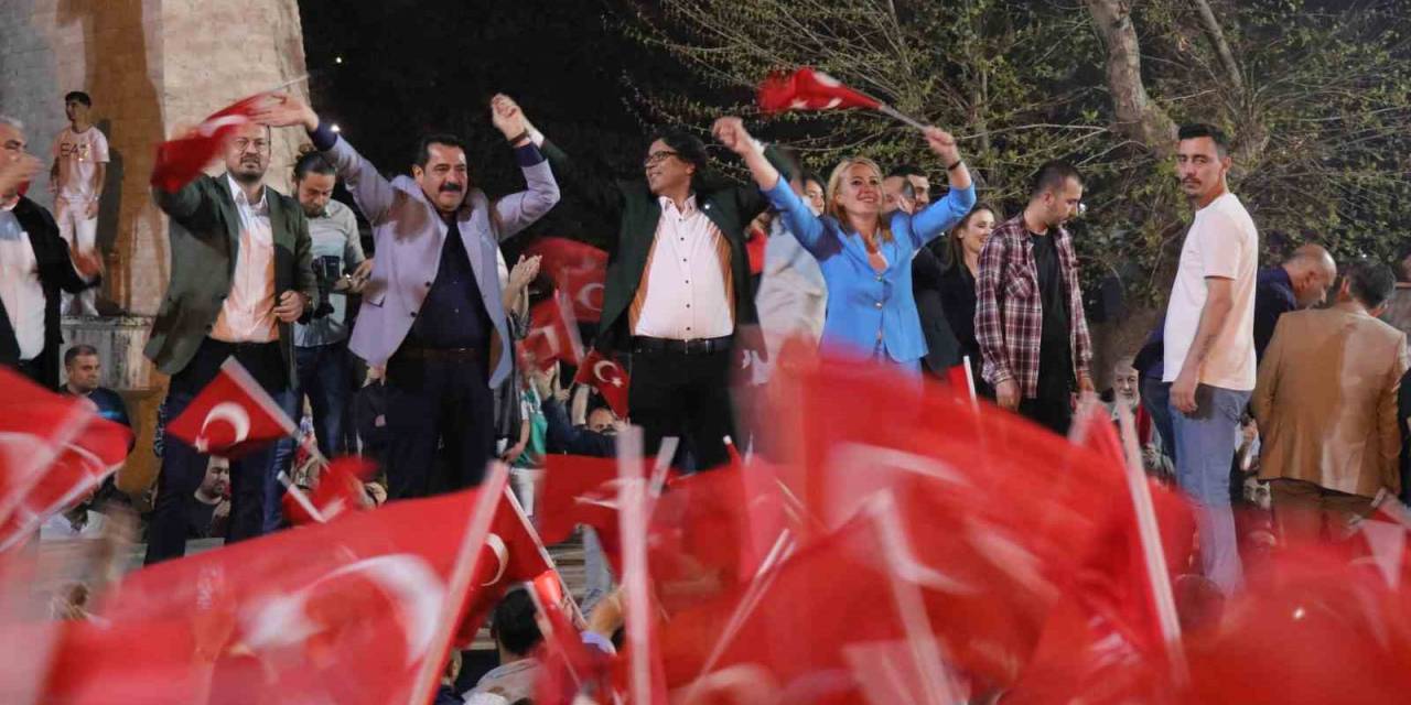 Denizli’de Chp 15, Ak Parti 3 Ve Yrp 1 Belediye Kazandı