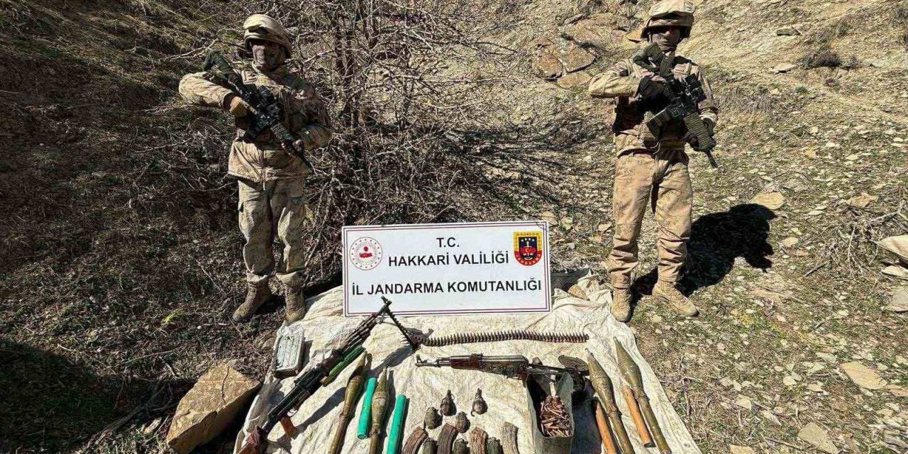 Hakkari’de Silah Ve Mühimmat Ele Geçirildi