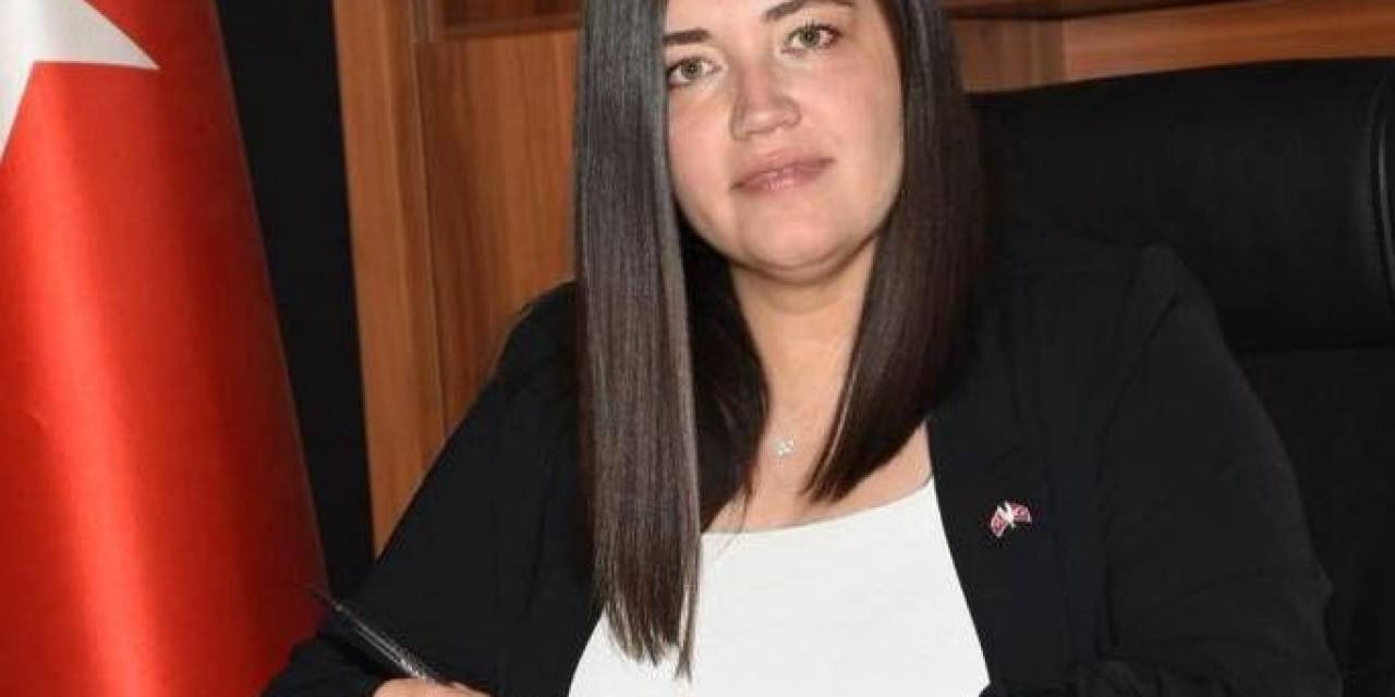 Simav’ın İlk Kadın Belediye Başkanı Kübra Tekel Aktulun