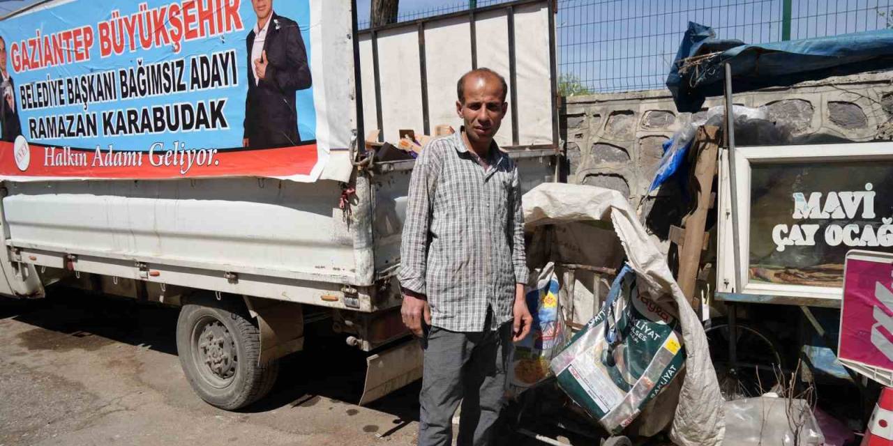 Kağıt Toplayıcılığı Yapan Büyükşehir Adayı Köklü Partilerden Çok Oy Aldı