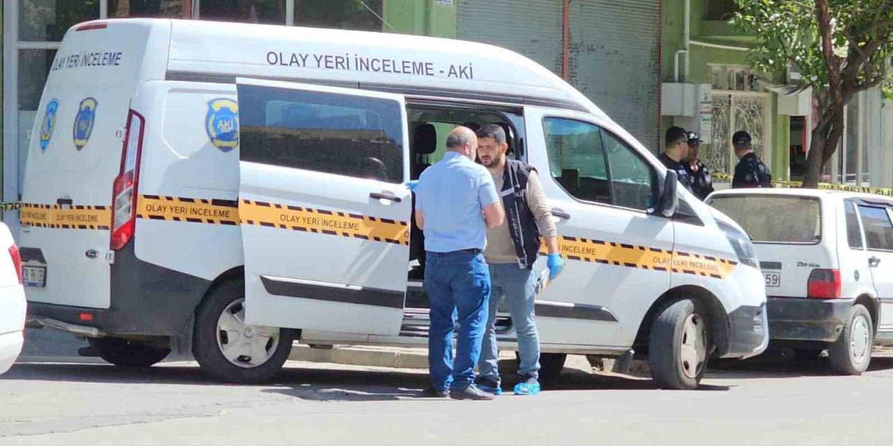 Nazilli’de Anne Ve Oğlu Evde Ölü Olarak Bulundu