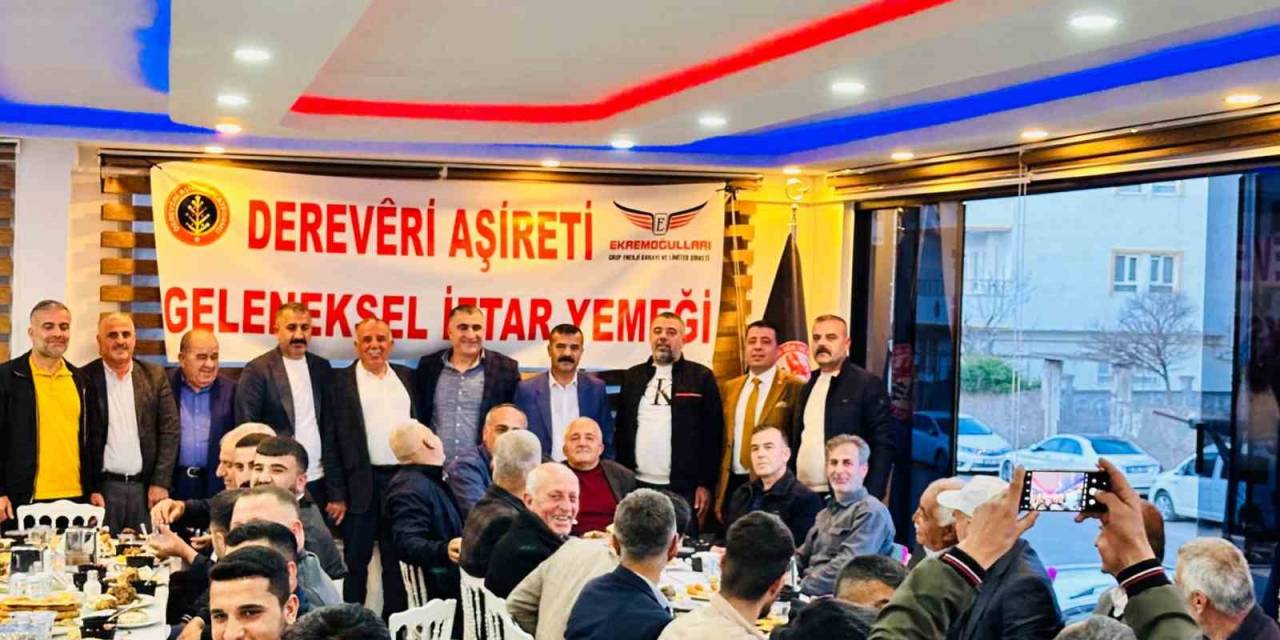 Batman’da Aşiret Lideri Öncülüğünde İftar Programı Düzenlendi