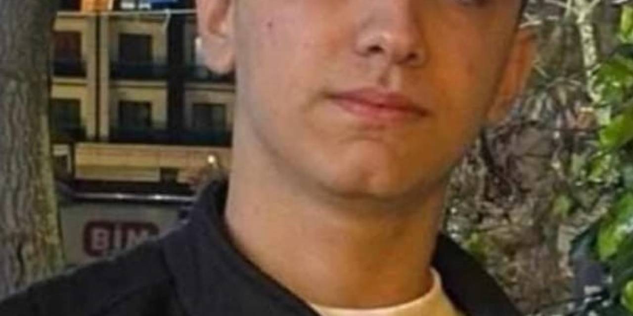 Ehliyetsiz Sürücünün Yaya Geçidinden Geçerken Çarptığı Genç Yoğun Bakıma Alındı