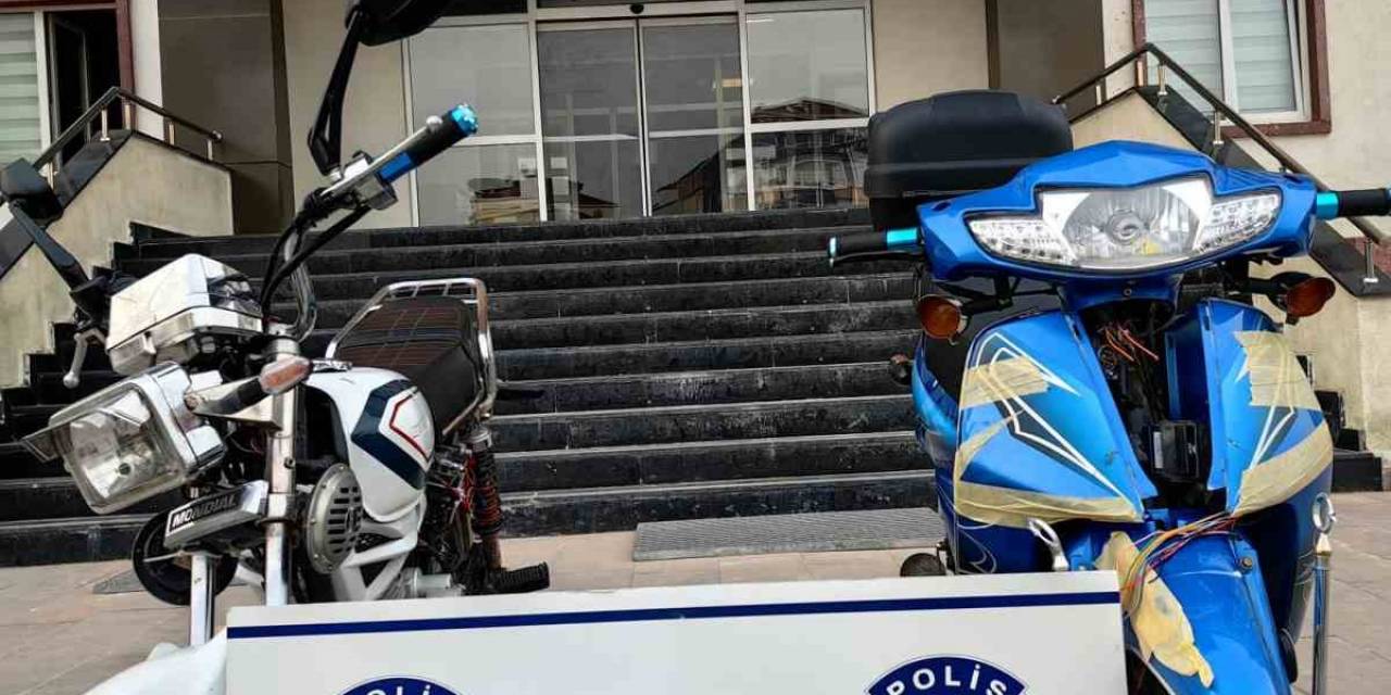 3 Motosikleti Çalan Hırsızlar Yakalandı