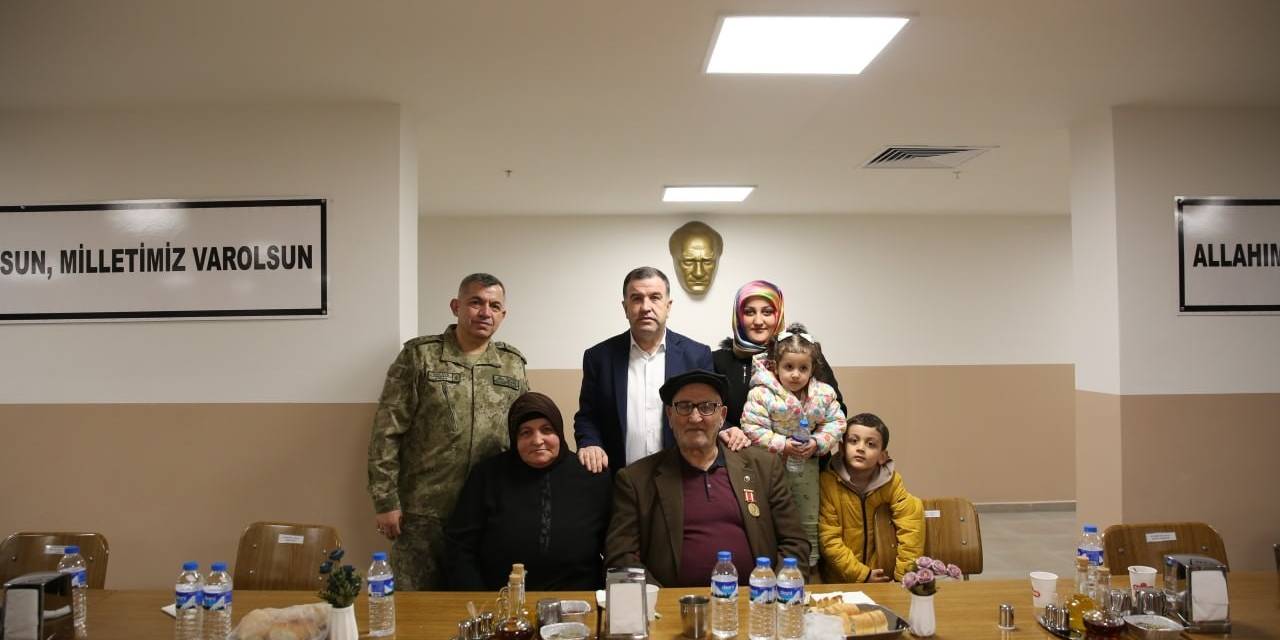 Şehit Aileleri Ve Gazi Yakınları İçin İftar Yemeği Düzenlendi