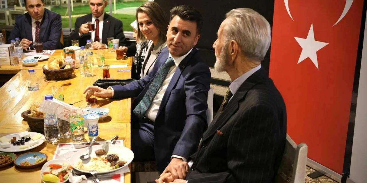 Huzurevi Sakinleri İle İftar