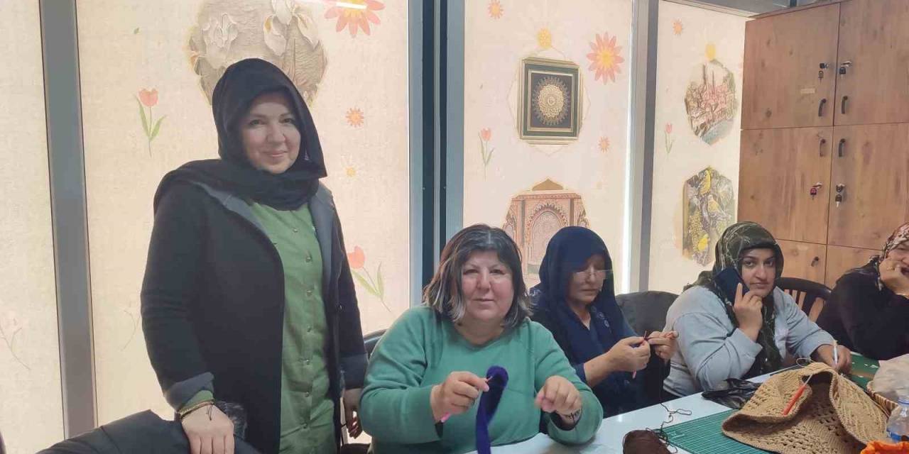 El Emeği Göz Nuru Ürünlerle Evlerine Ekmek Götürüyorlar