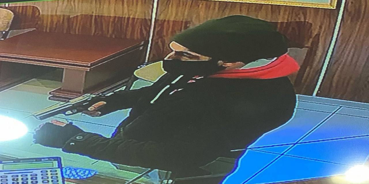 Esenyurt’ta Silahlı Soygun Girişiminde Bulunan Acemi Hırsız Yakalandı