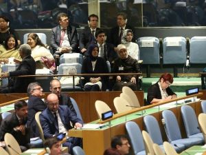 Sare Davutoğlu, Başbakan’ın Bm Konuşmasını Dinledi