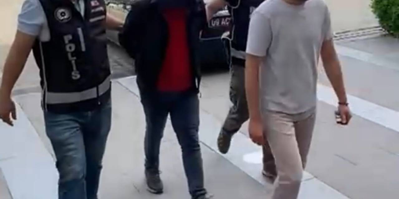 Anne Ve Oğlunu Bıçaklayıp Öldürmüştü, Adliyeye Sevk Edildi