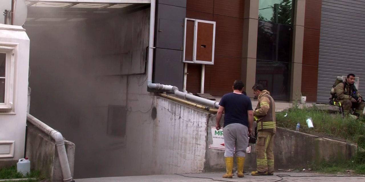 Ataşehir’de İşyerinde Çıkan Yangın Korkuttu