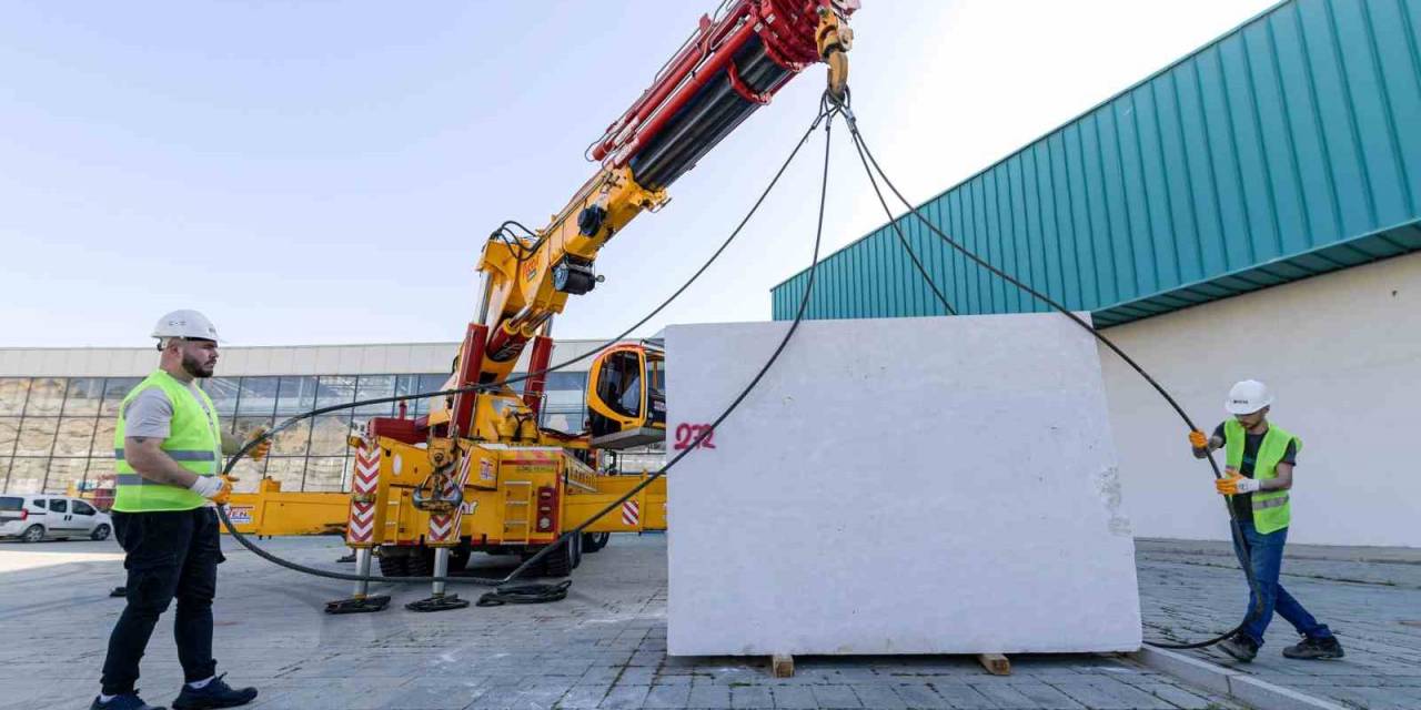 Marble İzmir’de Kurulum Başladı