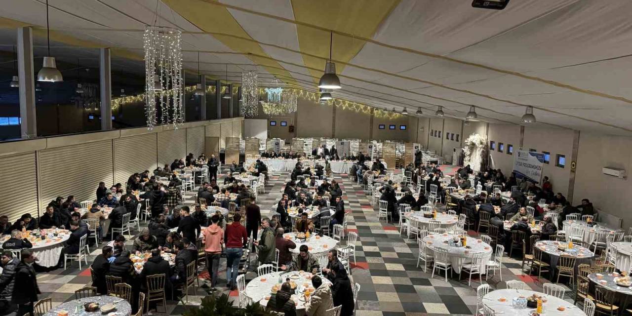 Vedaş Çalışanları İftarda Bir Araya Geldi