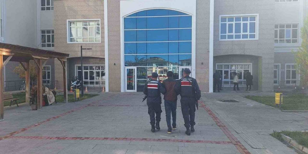 Burdur’da Asayiş Uygulamalarında Yakalanan 13 Firari Hükümlü Cezaevine Gönderildi