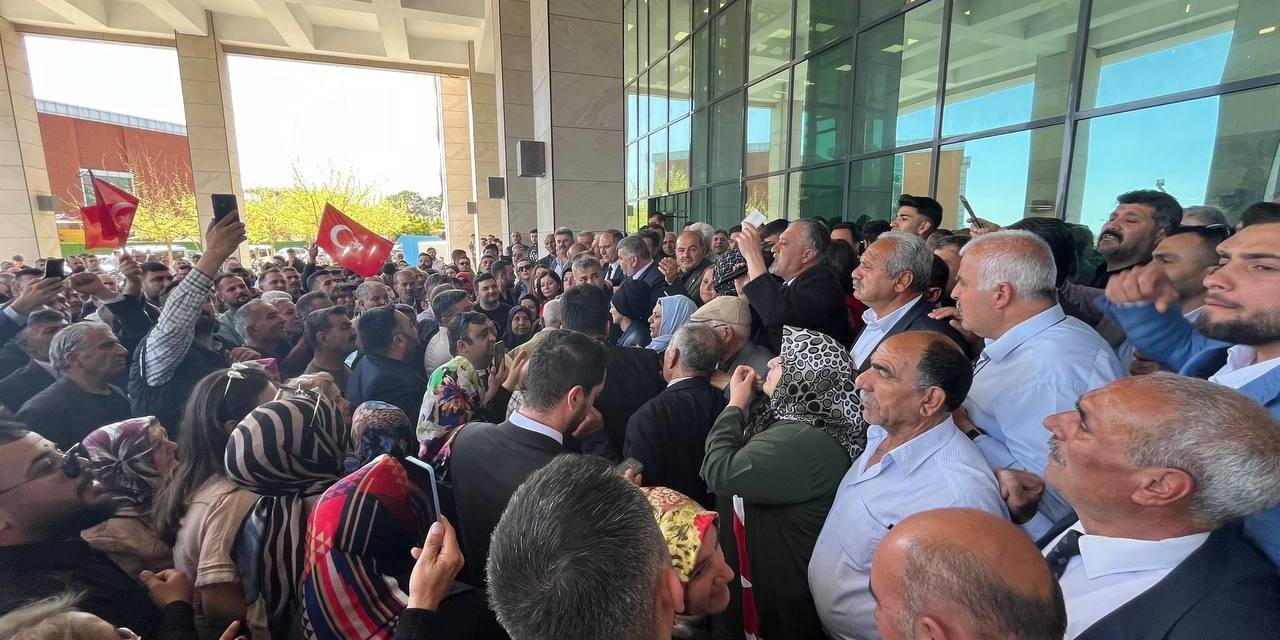 Kilis Belediyesinde Devir Teslim Töreni