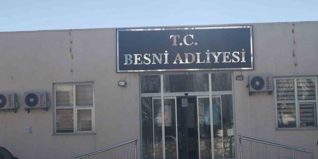 Oy Pusulalarını Yırtan Ve Kavga Eden 10 Kişi Adliyeye Sevk Edildi