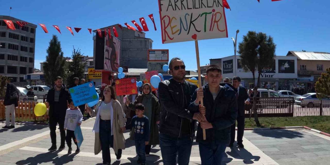 Erciş’te ’2 Nisan Otizm Farkındalık Günü’ Etkinliği Düzenlendi