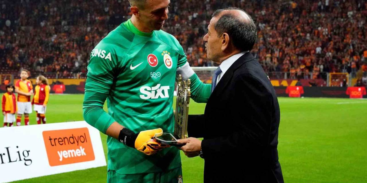 Fernando Muslera, 5. Kez ’dalya’ Dedi