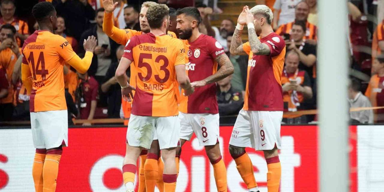 Trendyol Süper Lig: Galatasaray: 1 - Hatayspor: 0 (İlk Yarı)