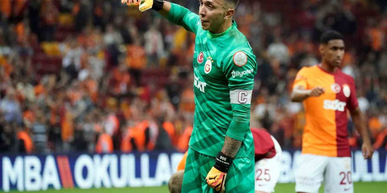 Maç Sonu 3’lüsü Fernando Muslera’dan