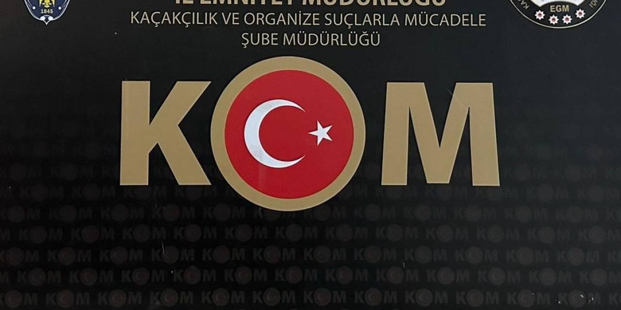 Ayakkabıların İçinde  2,5 Milyon Liralık Altın Çıktı